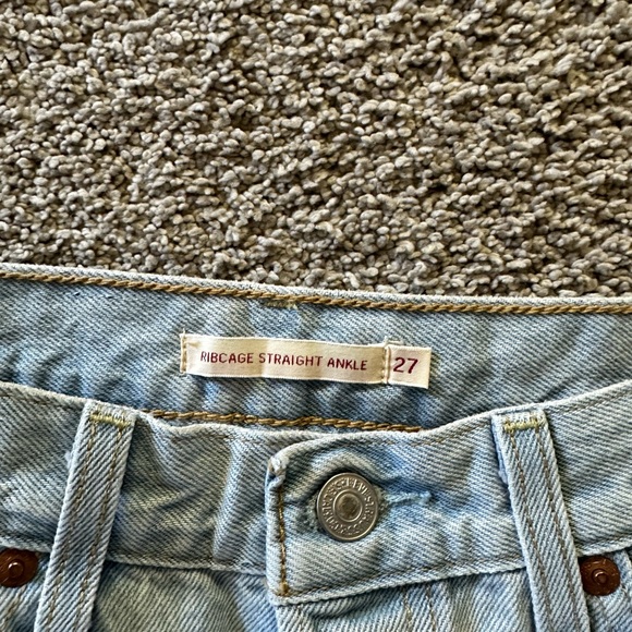 Levi’s Ribcage ankle size 27 in Okai Shore Light wash - Picture 6 of 7
